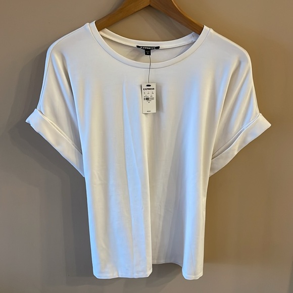 Express White Top with Tie Size Medium NWT - Picture 12 of 12